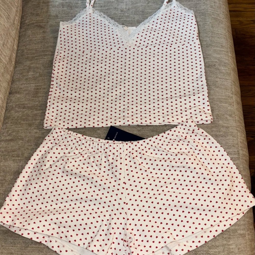 Brandy Melville Heart Set